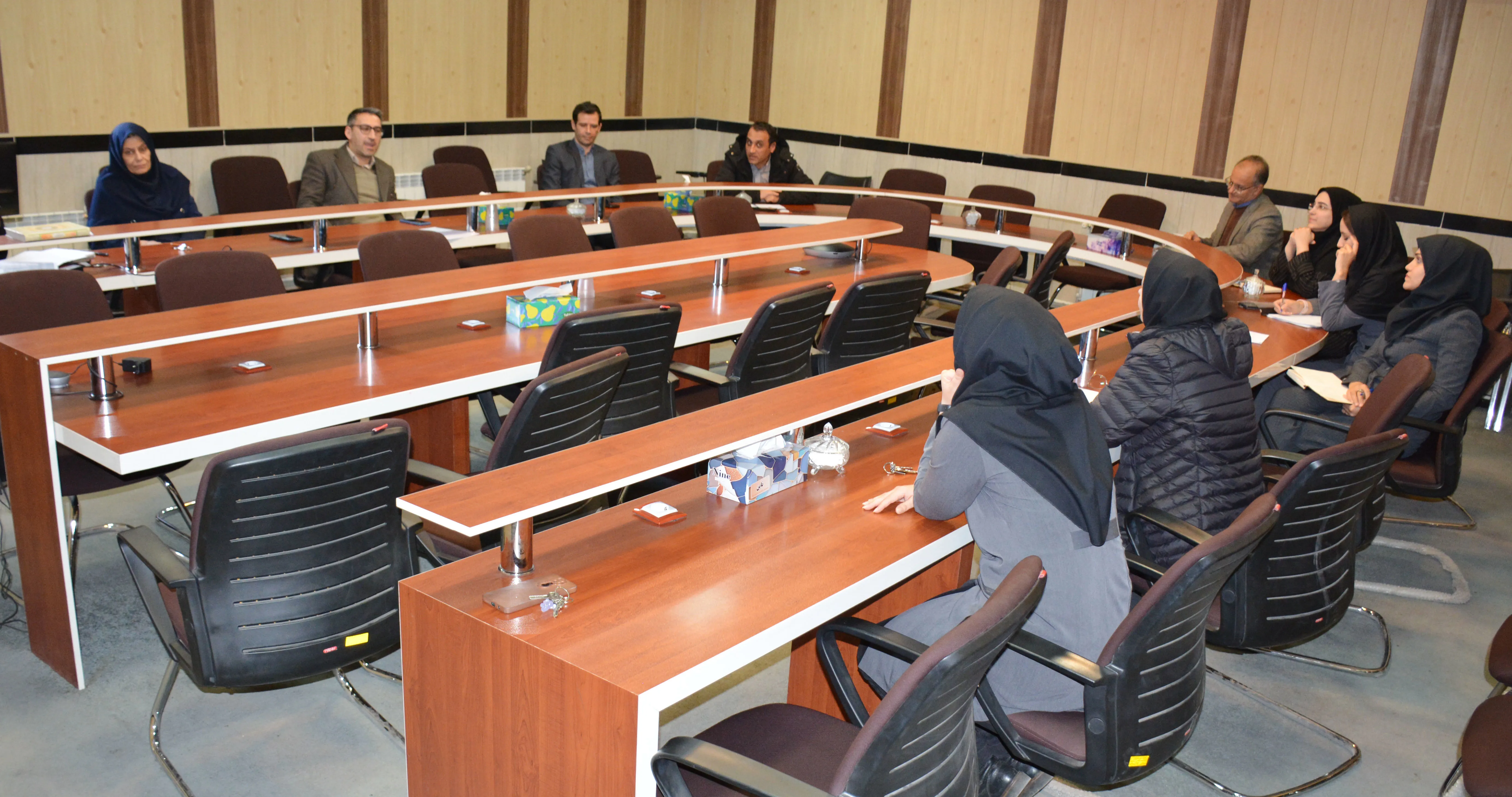 برگزاری جلسه اساتید مشاور دانشکده مدیریت و اطلاع‌رسانی پزشکی 