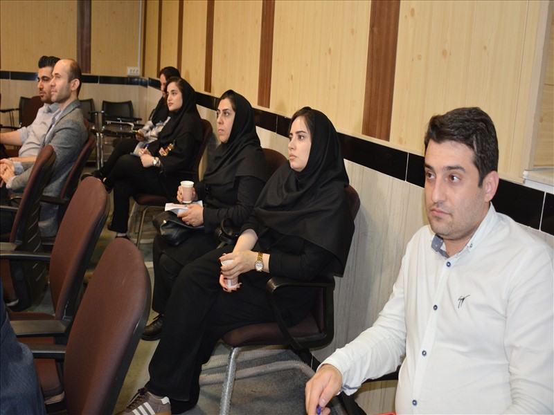 جلسه ژورنال کلاب گروه  مدیریت خدمات بهداستی و درمانی