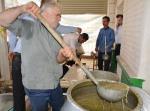 مراسم پخت و توزیع آش نذر اربعین حسینی